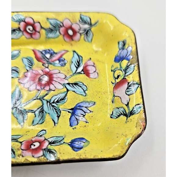 2 Antique Chinese Export Enamel Copper Pin Plates. 19th c. Canton Famille Rose - Picture 10 of 14